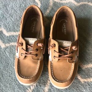 Girls’ Sperry Top-Sider almost new!
